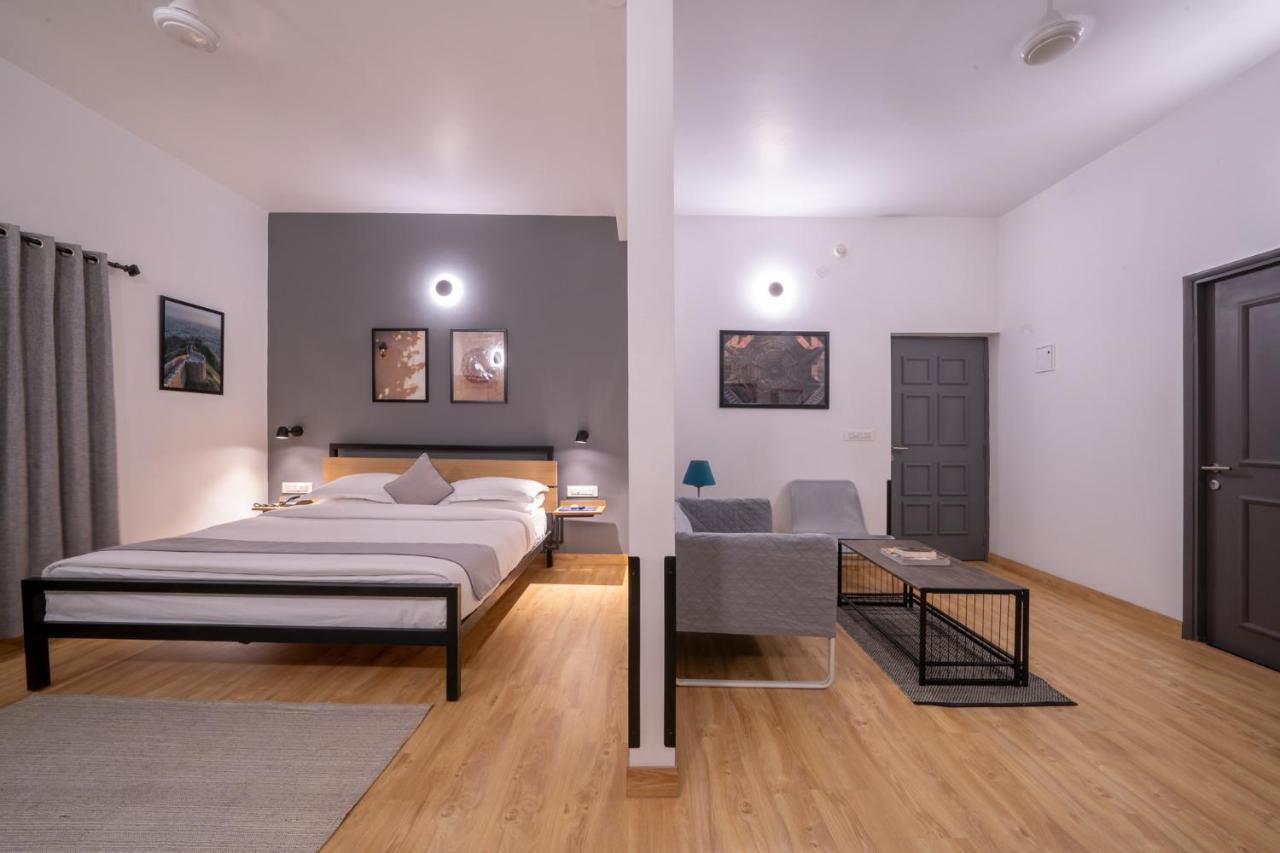 Loft 24, Mansarovar Jaipur Bagian luar foto